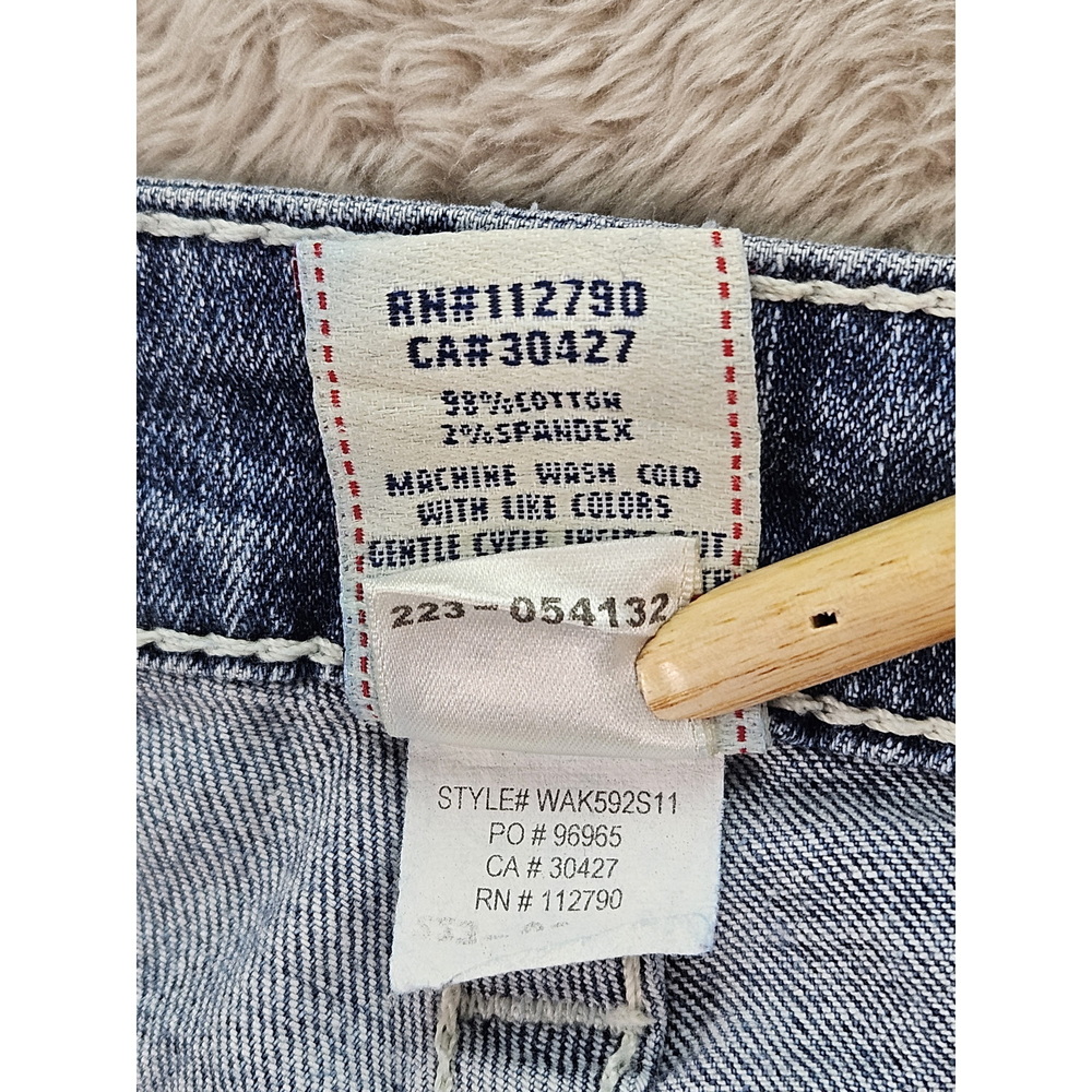 Made in USA True Religion Skinny Jeans Women's Size 26 Red Crystals on Back Pock - Picture 8 of 10